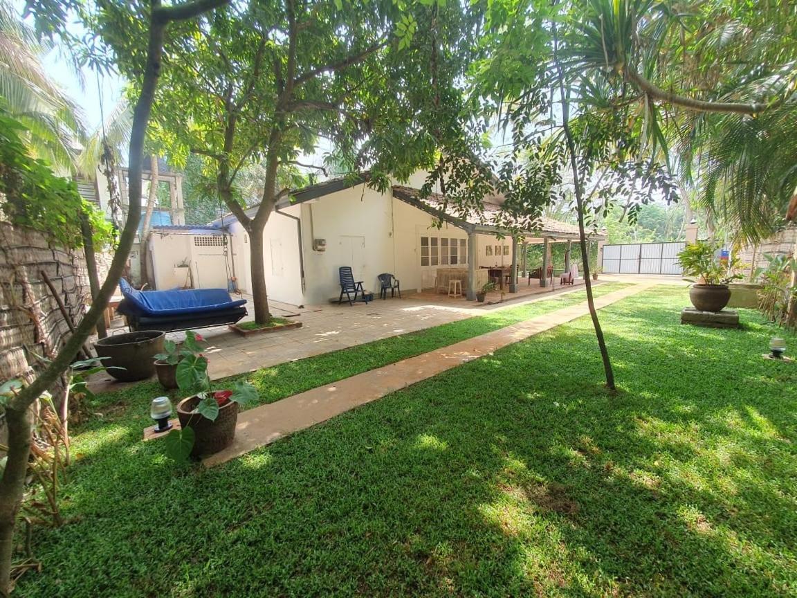 Agora Villa By Esperanza แทนกาลเล ภายนอก รูปภาพ