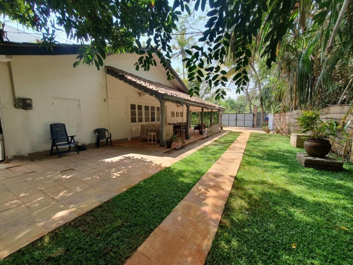 Agora Villa By Esperanza แทนกาลเล ภายนอก รูปภาพ