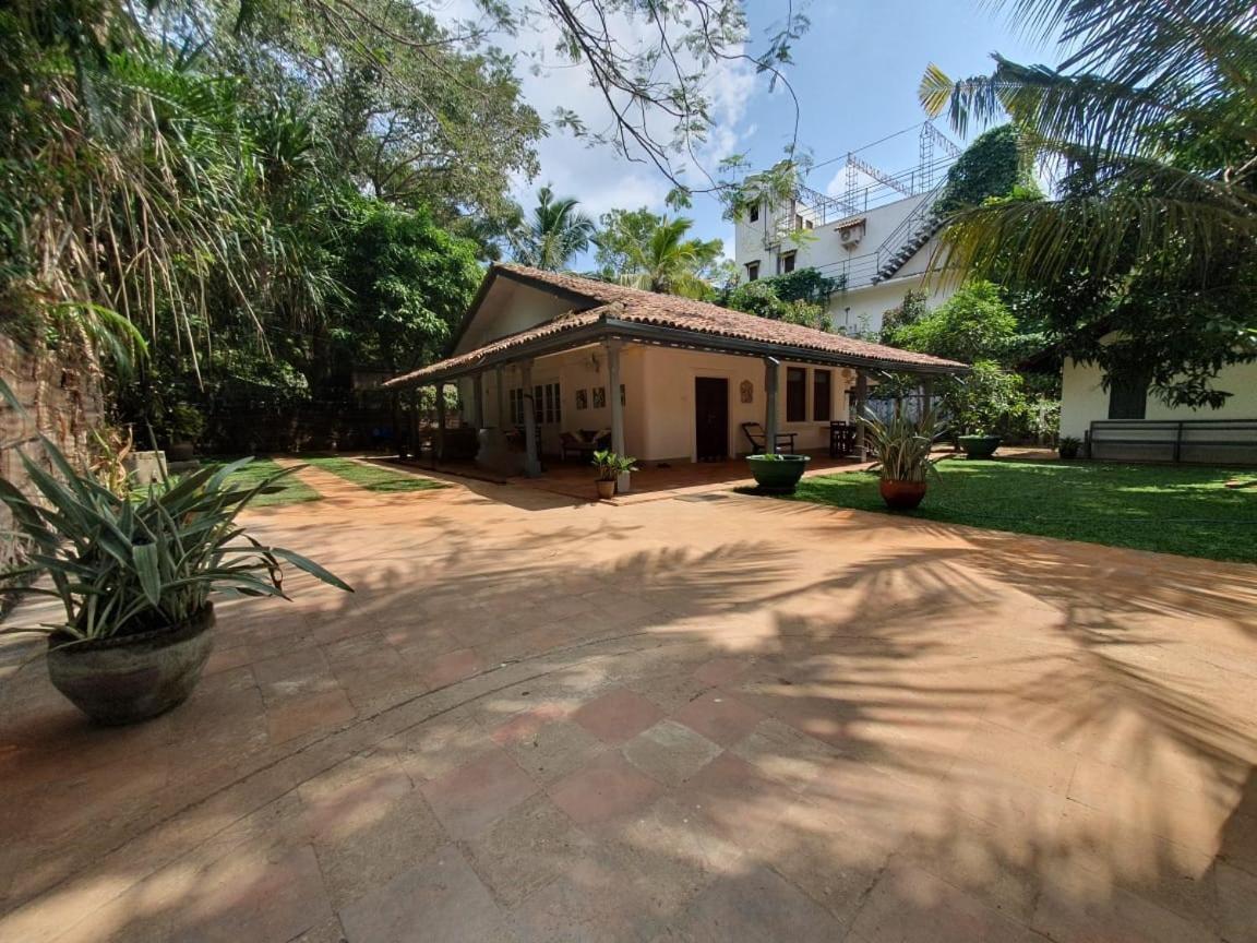 Agora Villa By Esperanza แทนกาลเล ภายนอก รูปภาพ