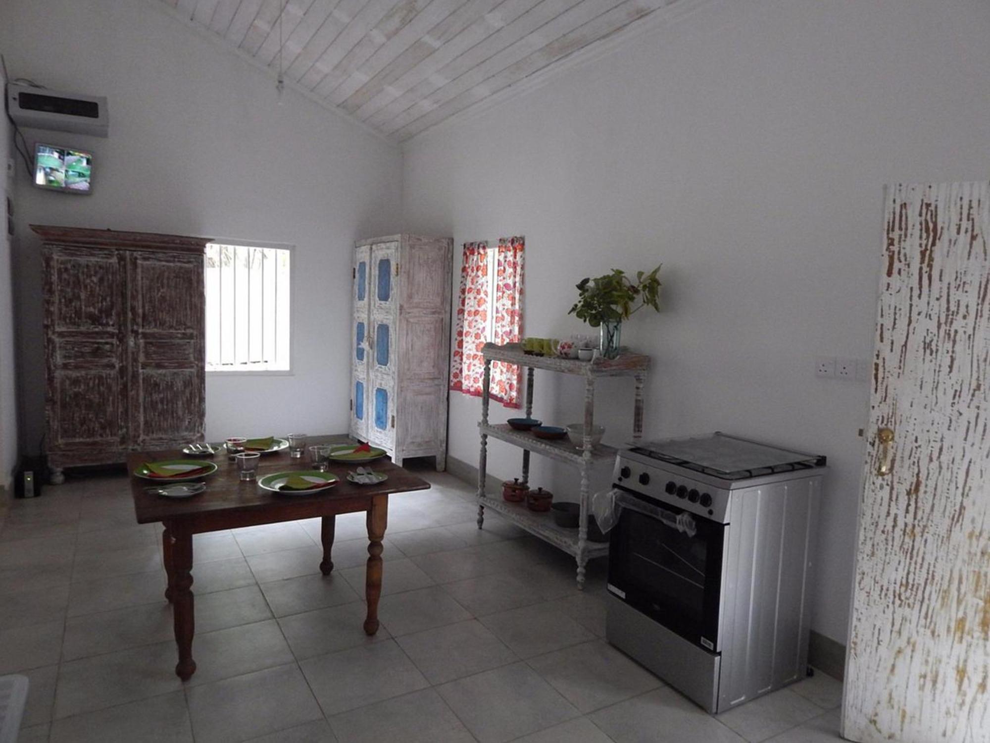 Agora Villa By Esperanza แทนกาลเล ภายนอก รูปภาพ